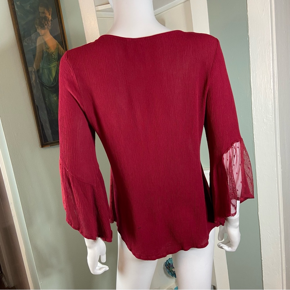 3/$12 Society Girl Burgundy Bell Sleeve Crinkle Sheer Mesh Panels Keyhole Medium - Picture 5 of 10